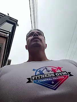 Snapshot of RaySullivan chatting on 01/06/26, 04:54 RaySullivan online show from 01/06/26, 04:54