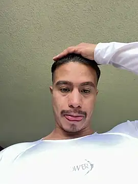 Snapshot of RaySullivan chatting on 01/09/26, 03:15 RaySullivan online show from 01/09/26, 03:15