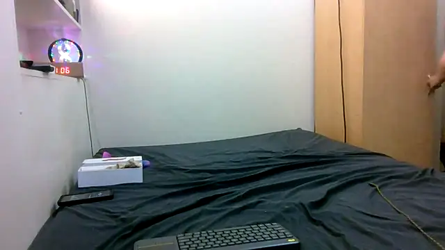 Snapshot of Empress_Lilith chatting on 06/10/26, 04:06 Empress Lilith online show from 06/10/26, 04:06