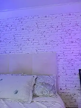 April Kay online show from 11/27/25, 03:41