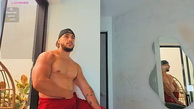 Scottfishcer1 online show from 03/27/26, 07:13