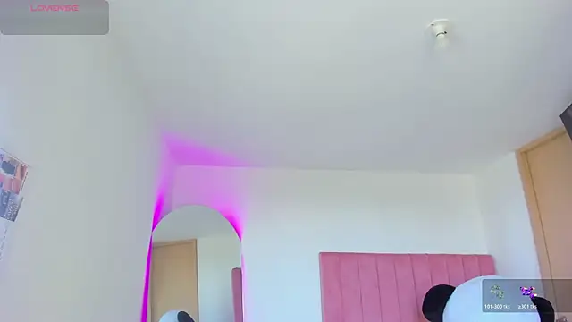 Janettcruz online show from 04/20/26, 08:10