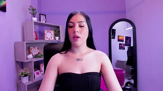 Victoria 14 online show from 11/24/25, 05:45