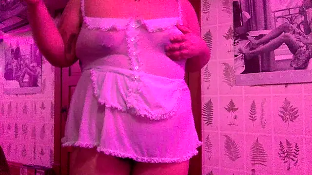 annoyedputa online show from 12/02/25, 04:07