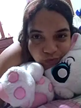 Snapshot of Thekatty10 chatting on 11/06/25, 05:30 Thekatty10 online show from 11/06/25, 05:30