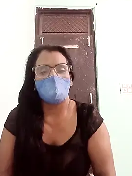 sanjana077 online show from 11/18/25, 07:35