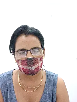 sanjana077 online show from 03/30/26, 08:48