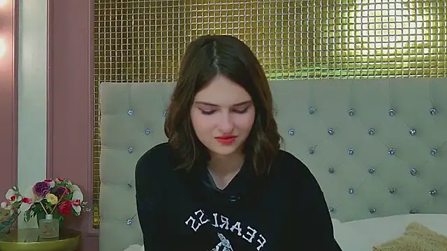 Ruby de Cherry online show from 11/15/25, 06:00