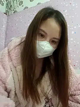 Snapshot of linh-xinh18 chatting on 11/20/25, 06:07 linh-xinh18 online show from 11/20/25, 06:07