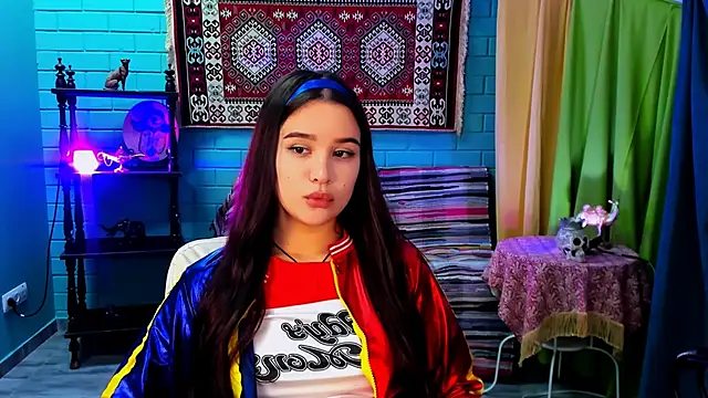 Snapshot of AnnaGarcias_ chatting on 11/25/25, 12:16 AnnaGarcias online show from 11/25/25, 12:16