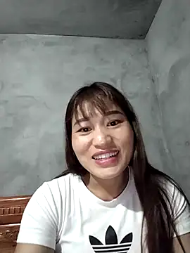 Qoine392 online show from 12/20/25, 01:40