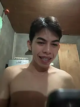 Urhotsilverboy online show from 03/15/26, 05:19