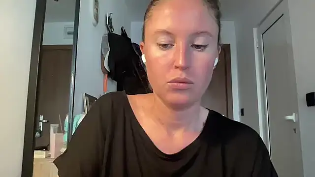 Ameli8 online show from 11/22/25, 02:05