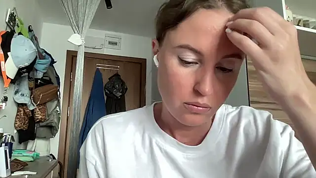 Ameli8 online show from 05/21/26, 09:49