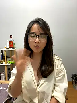 Hmm 0303 online show from 11/20/25, 02:28