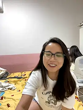 Hmm 0303 online show from 11/28/25, 02:09