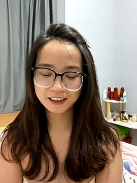 Hmm 0303 online show from 12/14/25, 02:55