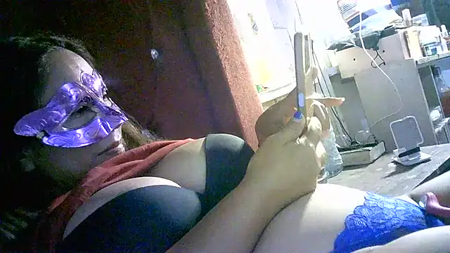 Zulreyna online show from 05/02/26, 04:06