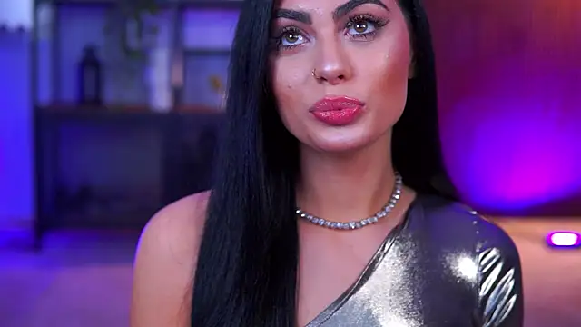 RavennaDArcy online show from 01/11/26, 07:19