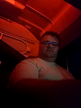 Snapshot of Grase44 chatting on 11/05/25, 10:54 Grase44 online show from 11/05/25, 10:54