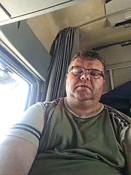Snapshot of Grase44 chatting on 06/08/26, 10:59 Grase44 online show from 06/08/26, 10:59