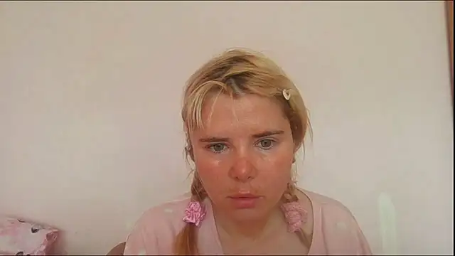 HornyElena online show from 06/16/26, 08:17
