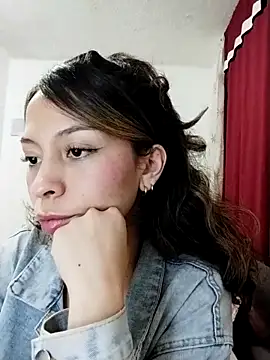 LuluuBerry online show from 11/15/25, 09:43