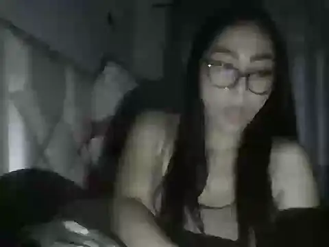 Snapshot of koralencanto chatting on 11/08/25, 02:23 koralencanto online show from 11/08/25, 02:23