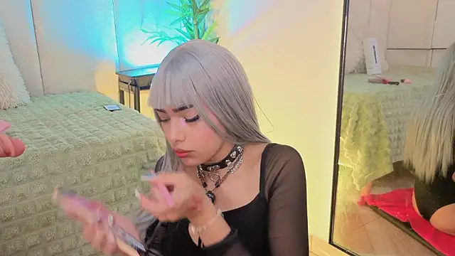  ViolletteNoir  online show from 03/26/26, 08:47