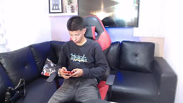 Tessachains 2  online show from 01/08/26, 03:20