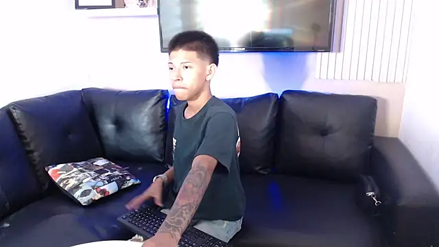 Tessachains 2  online show from 01/09/26, 03:31