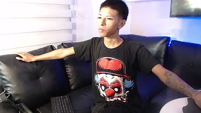 Tessachains 2  online show from 01/13/26, 02:06