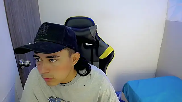 Tatann 18 online show from 11/18/25, 08:57