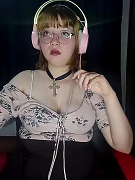 Michi sauria1 online show from 11/28/25, 09:39