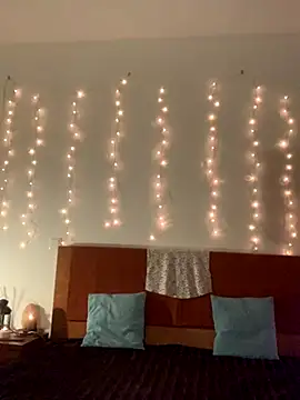 Snapshot of massagistahotbrunette chatting on 11/20/25, 07:13 massagistahotbrunette online show from 11/20/25, 07:13