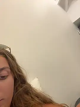 Snapshot of lounaaxangel chatting on 11/07/25, 07:47 lounaaxangel online show from 11/07/25, 07:47