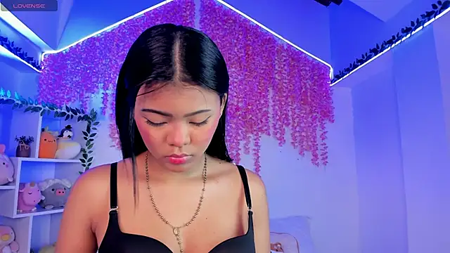  hanna sky online show from 11/28/25, 05:26