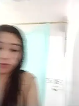 madeline lx online show from 11/11/25, 10:32