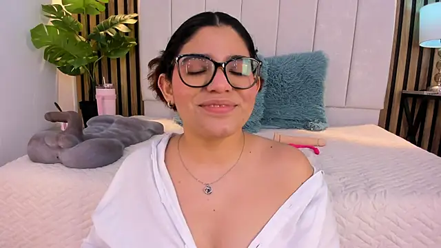 Carlotta de velour online show from 04/11/26, 07:45