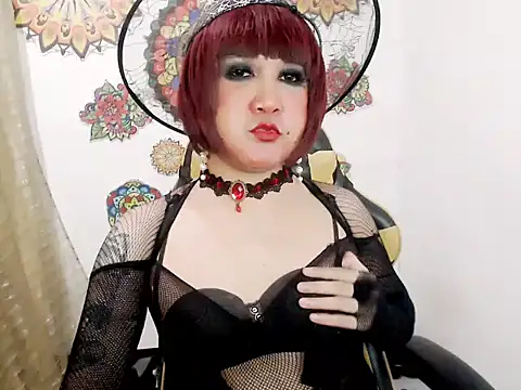Snapshot of xxPerfect_9inchesCOCK chatting on 11/18/25, 10:14 xxPerfect 9inchesCOCK online show from 11/18/25, 10:14