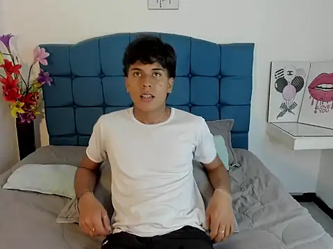 Valentino Lane online show from 01/08/26, 02:14