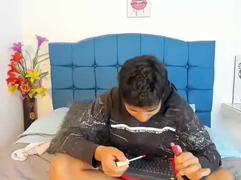 Valentino Lane online show from 02/22/26, 02:13