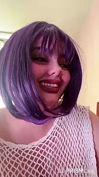 Snapshot of candicewest_ chatting on 07/17/26, 05:51 candicewest online show from 07/17/26, 05:51