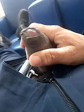 Loquillopajero online show from 12/21/25, 11:50