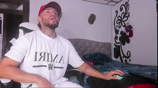 couple-hothot online show from 11/15/25, 10:04