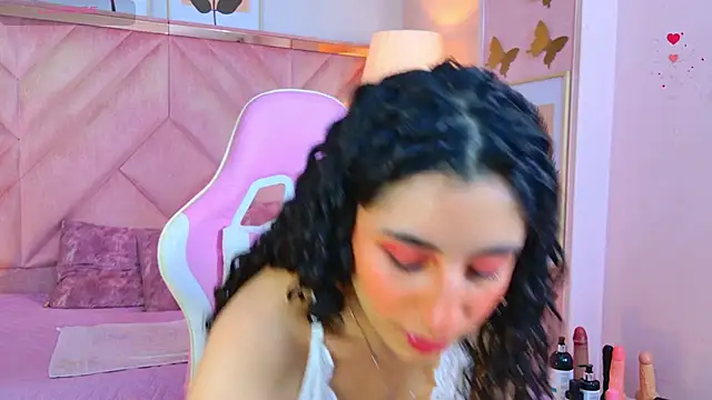 DemiJones  online show from 05/15/26, 04:41