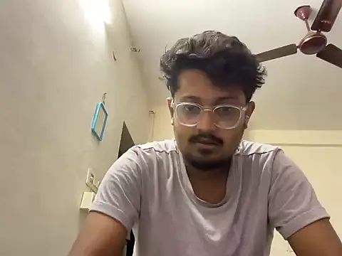 Snapshot of Your_yash2 chatting on 07/04/26, 06:03 Your yash2 online show from 07/04/26, 06:03