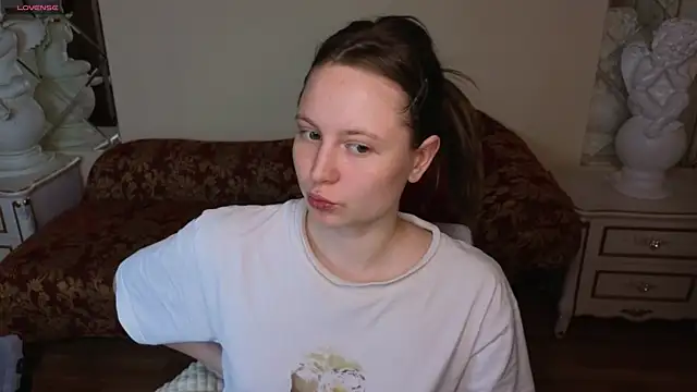 HolyBabyDoll online show from 11/26/25, 11:50