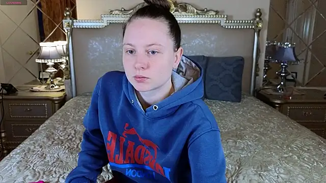 HolyBabyDoll online show from 11/28/25, 11:46