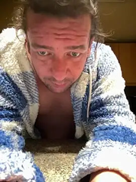 Snapshot of miguel910921 chatting on 02/07/26, 12:36 miguel910921 online show from 02/07/26, 12:36